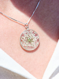 שרשרת עדן פרח גזר בר