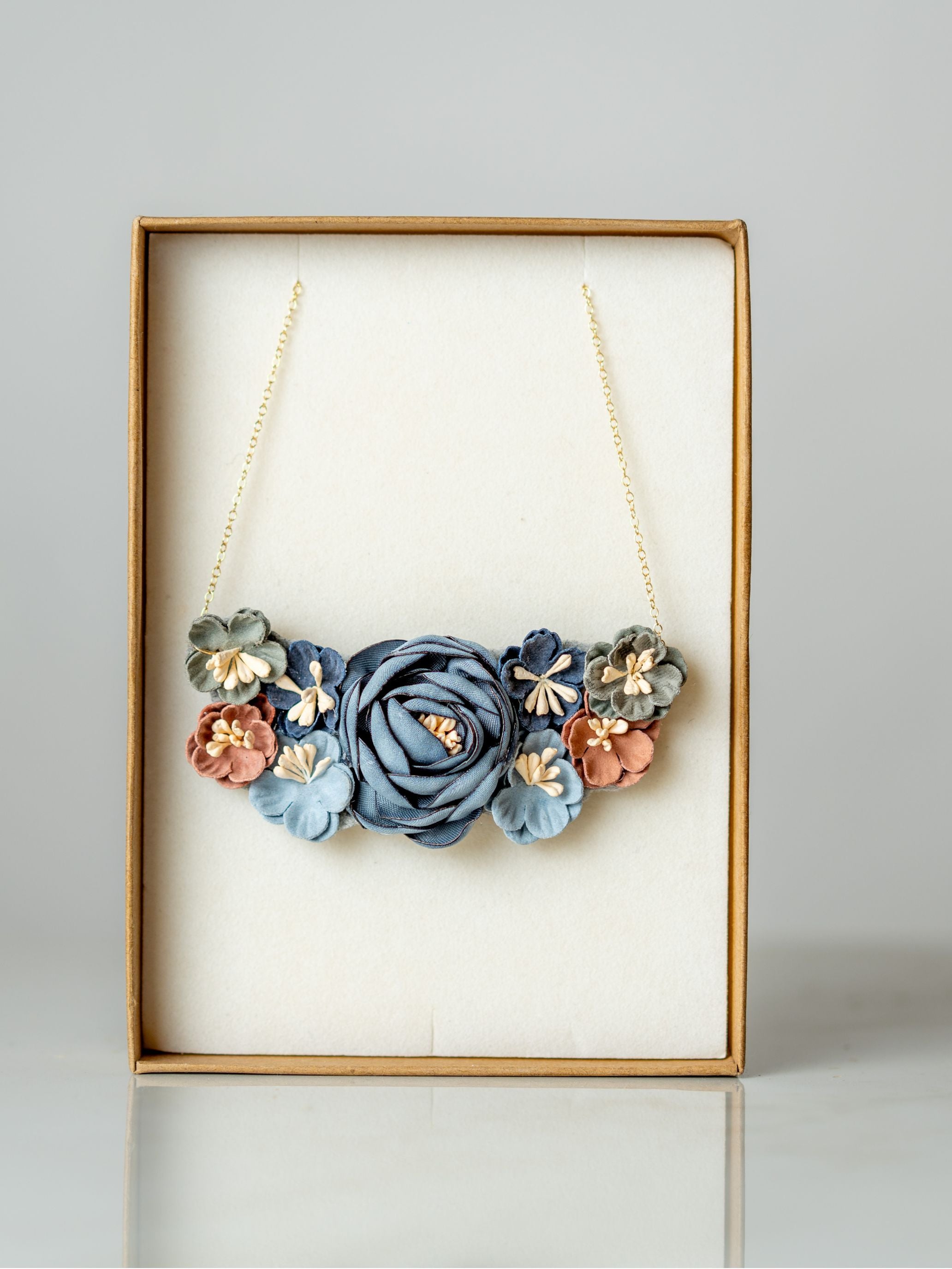 שרשרת אביבית